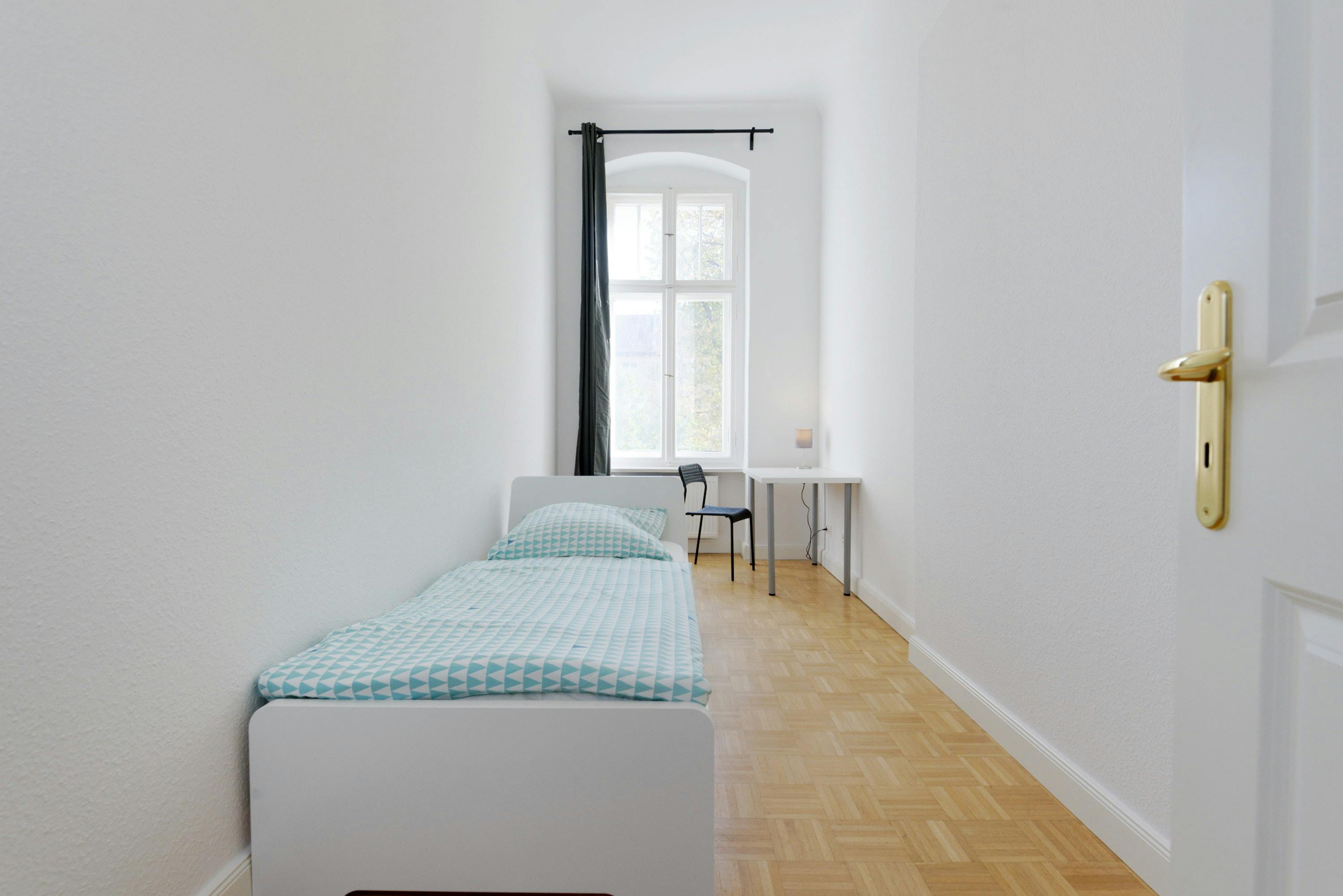 Hohenzollerndamm, Berlin preview