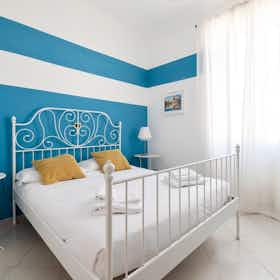 Appartamento in affitto a 1.700 € al mese a Rome, Viale dello Scalo San Lorenzo
