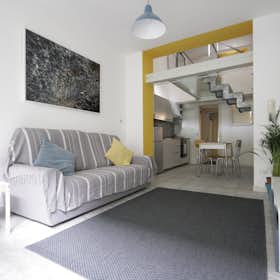 Appartamento for rent for 1.100 € per month in Turin, Via Giuseppe Verdi