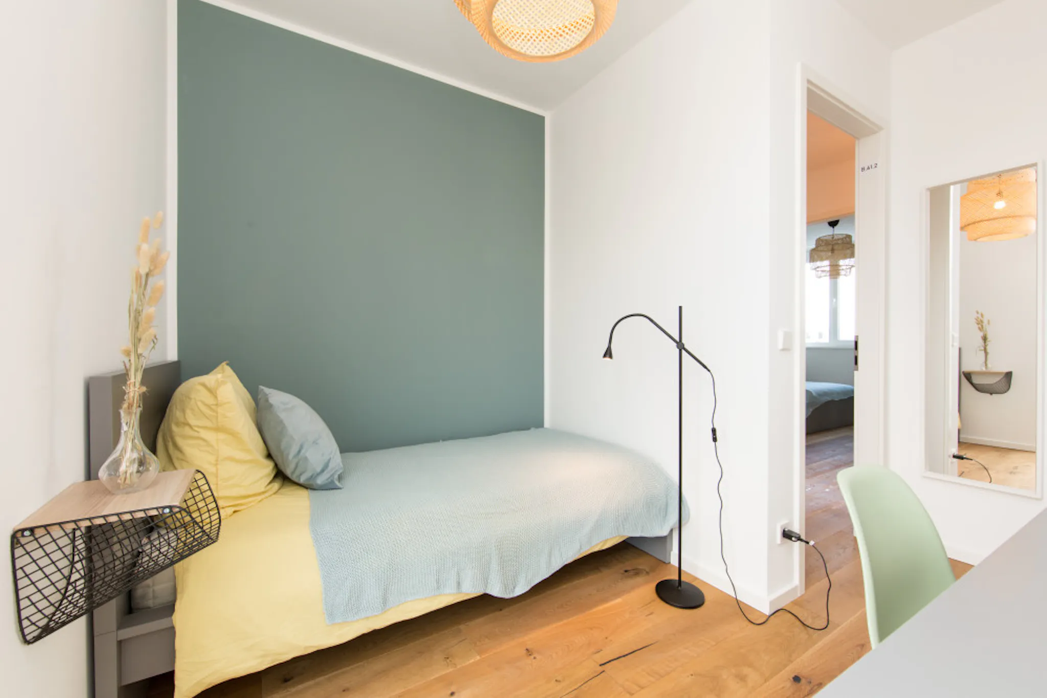 Nazarethkirchstraße, Berlin preview