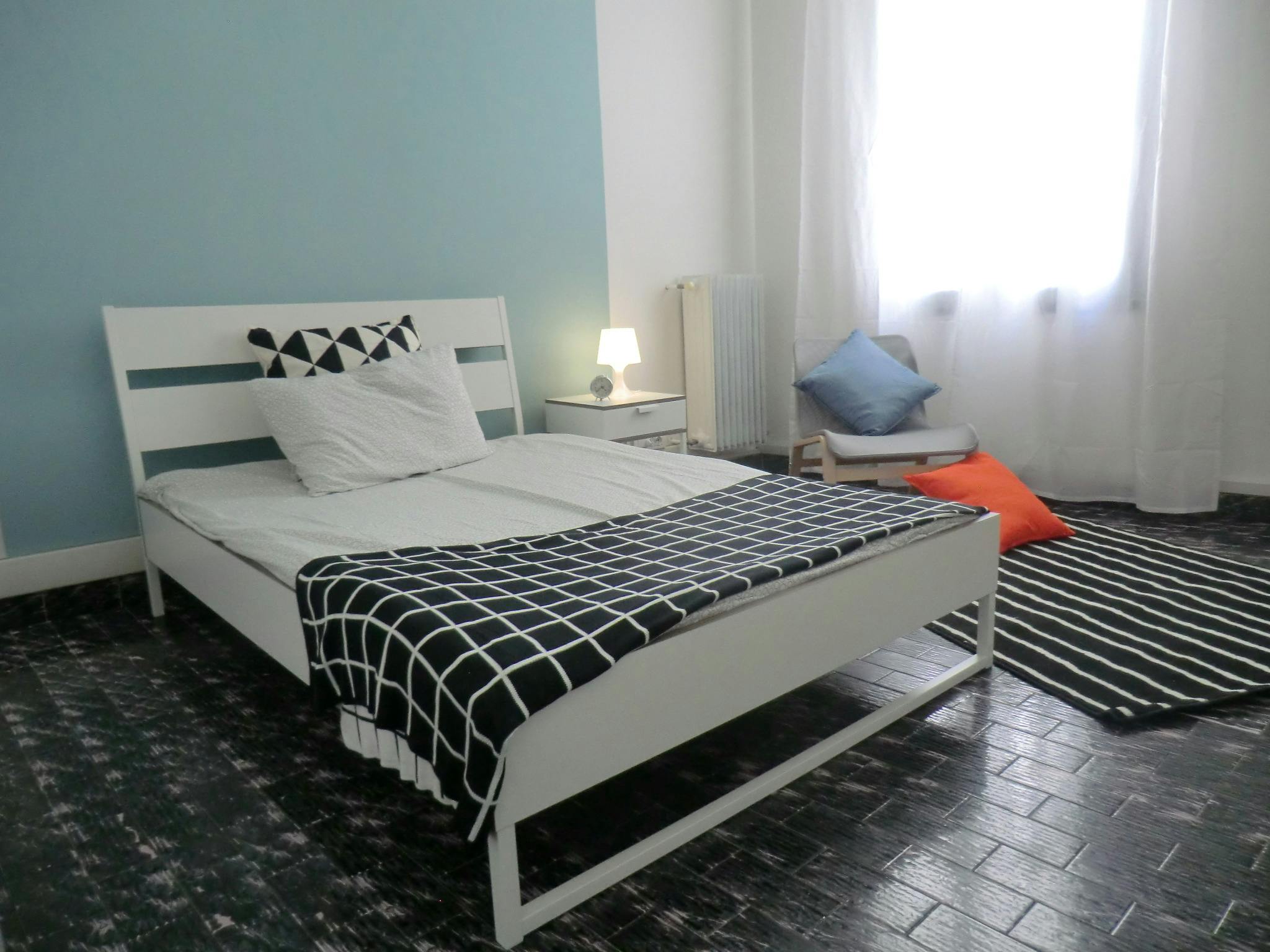 Via Santa Lucia, Padova preview