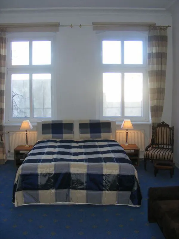 3-Bedroom Apartment in Siemensstraße, Berlin (1048694) ROOM