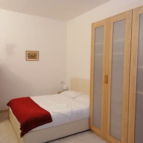 Studio for rent for €900 per month in Milan, Via Rembrandt