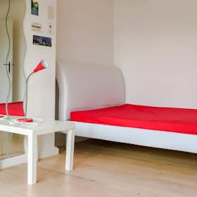Privé kamer te huur voor € 400 per maand in Ixelles, Boulevard Général Jacques