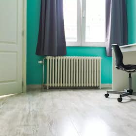 Private room for rent for €450 per month in Ixelles, Boulevard Général Jacques