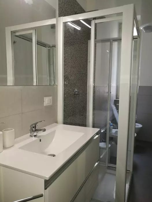 Single room Milano — photo 6