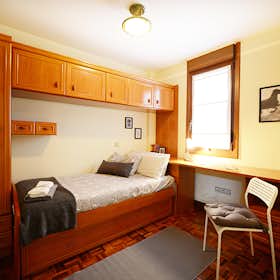 WG-Zimmer for rent for 445 € per month in Bilbao, Calle Larrakoetxe