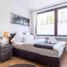 Studio for rent for €1,450 per month in Wuppertal, Im Ostersiepen