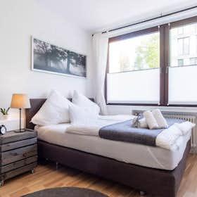 单间公寓 正在以 €1,350 的月租出租，其位于 Wuppertal, Im Ostersiepen