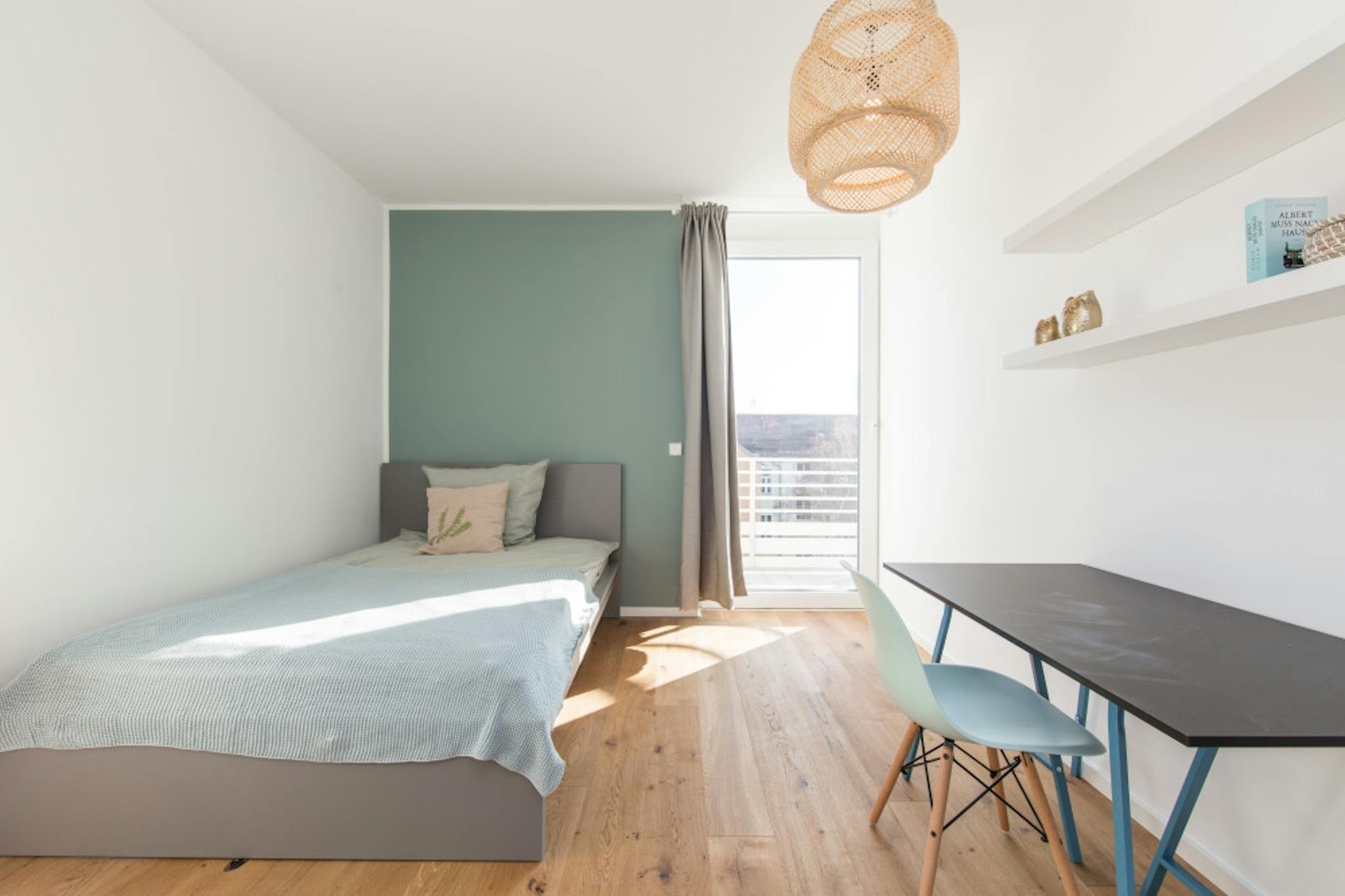 Nazarethkirchstraße, Berlin preview