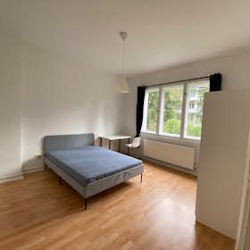 Private room for rent for €710 per month in Berlin, Treseburger Ufer