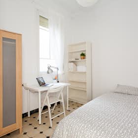 Private room for rent for €470 per month in Barcelona, Carrer de València
