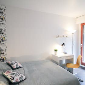 Private room for rent for €770 per month in Rueil-Malmaison, Rue Louis Blériot
