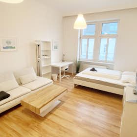 Private room for rent for €750 per month in Vienna, Koppstraße