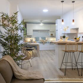 Apartamento en alquiler por 1300 € al mes en Valencia, Carrer de Santa Irene