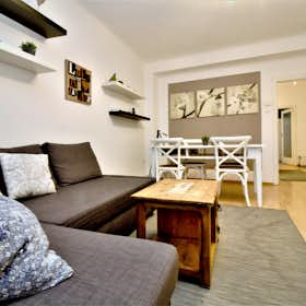 Apartment for rent for €1,995 per month in Vienna, Tiefer Graben