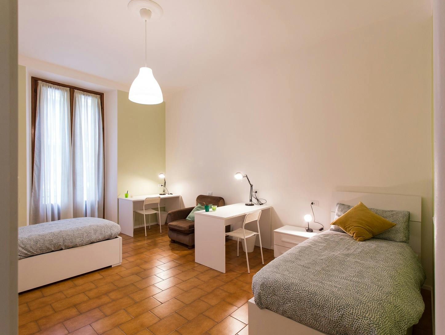 Shared room in Via Lomellina, Milan (1051737) room image 1