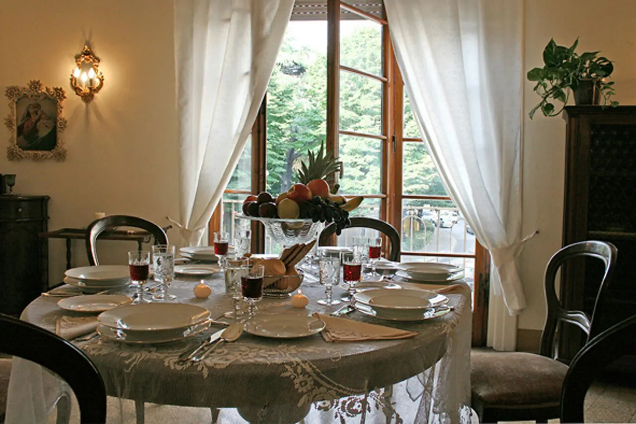 Private room in Viale Raffaello Sanzio, Florence (1052022) ROOM 4