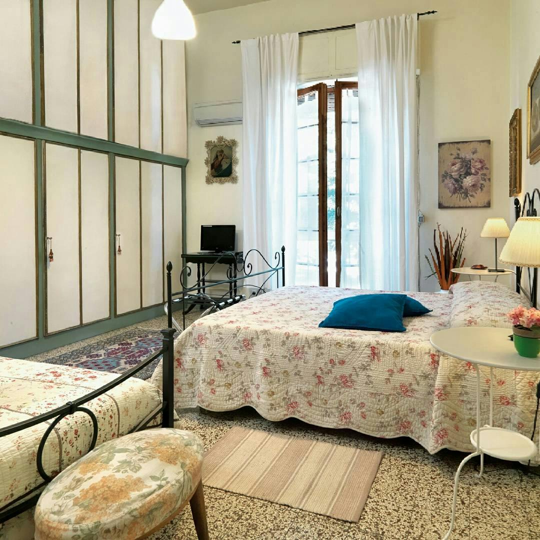 Single room Florence, 1 bed, 25m² — photo 3