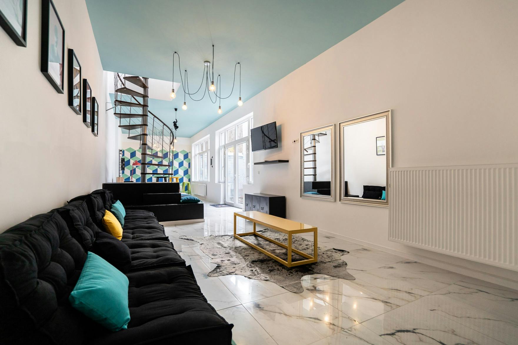 preview gallery tile