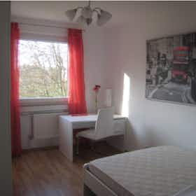 Privé kamer te huur voor € 670 per maand in Eschborn, Berliner Straße