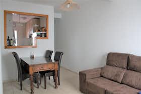 Apartment for rent for €800 per month in Sevilla, Calle Levíes