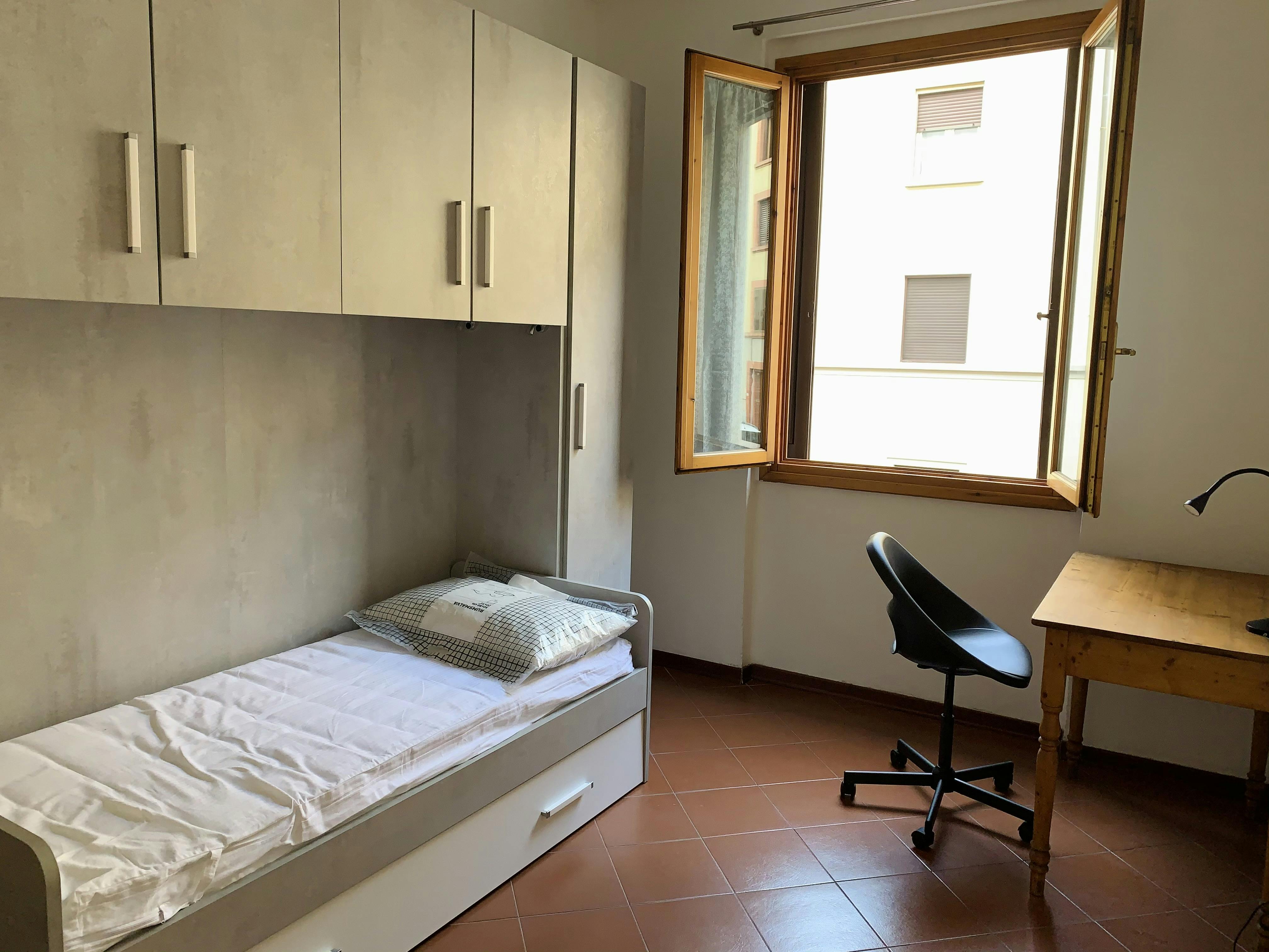 Room for rent in Florence Via Michele Mercati HousingAnywhere