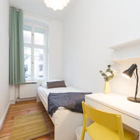 Private room for rent for €700 per month in Berlin, Jansastraße