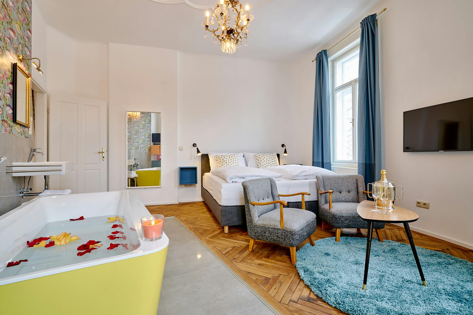 preview gallery tile