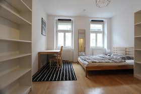 单间公寓 正在以 €700 的月租出租，其位于 Vienna, Gellertgasse