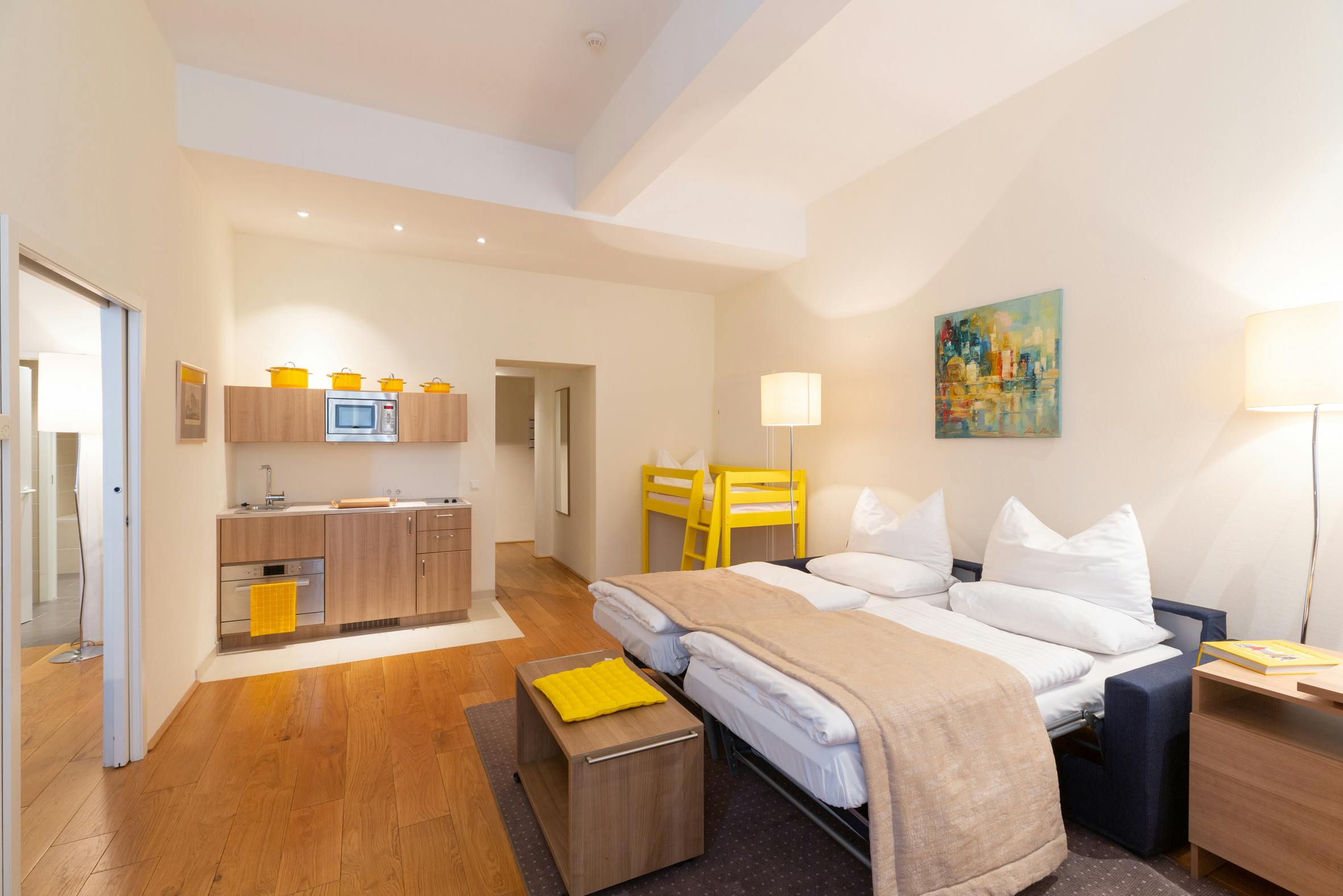 Apartment for rent for €4,180 per month in Vienna, Salesianergasse