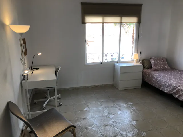 Private room in Carrer Lo Rat Penat, Valencia (1053812) room image 2