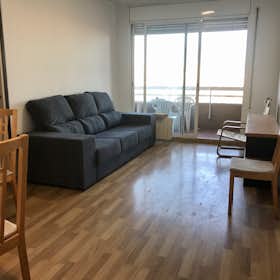 Private room for rent for €640 per month in Barcelona, Carrer de Villarroel