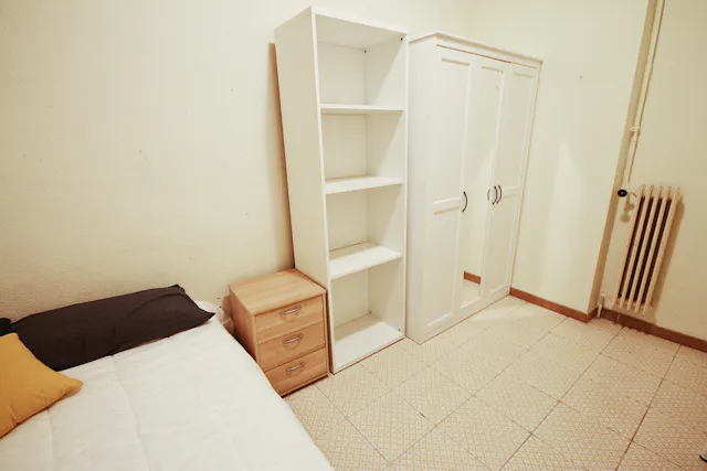Private room in Passeig de Sant Joan, Barcelona (1054219) room image 2