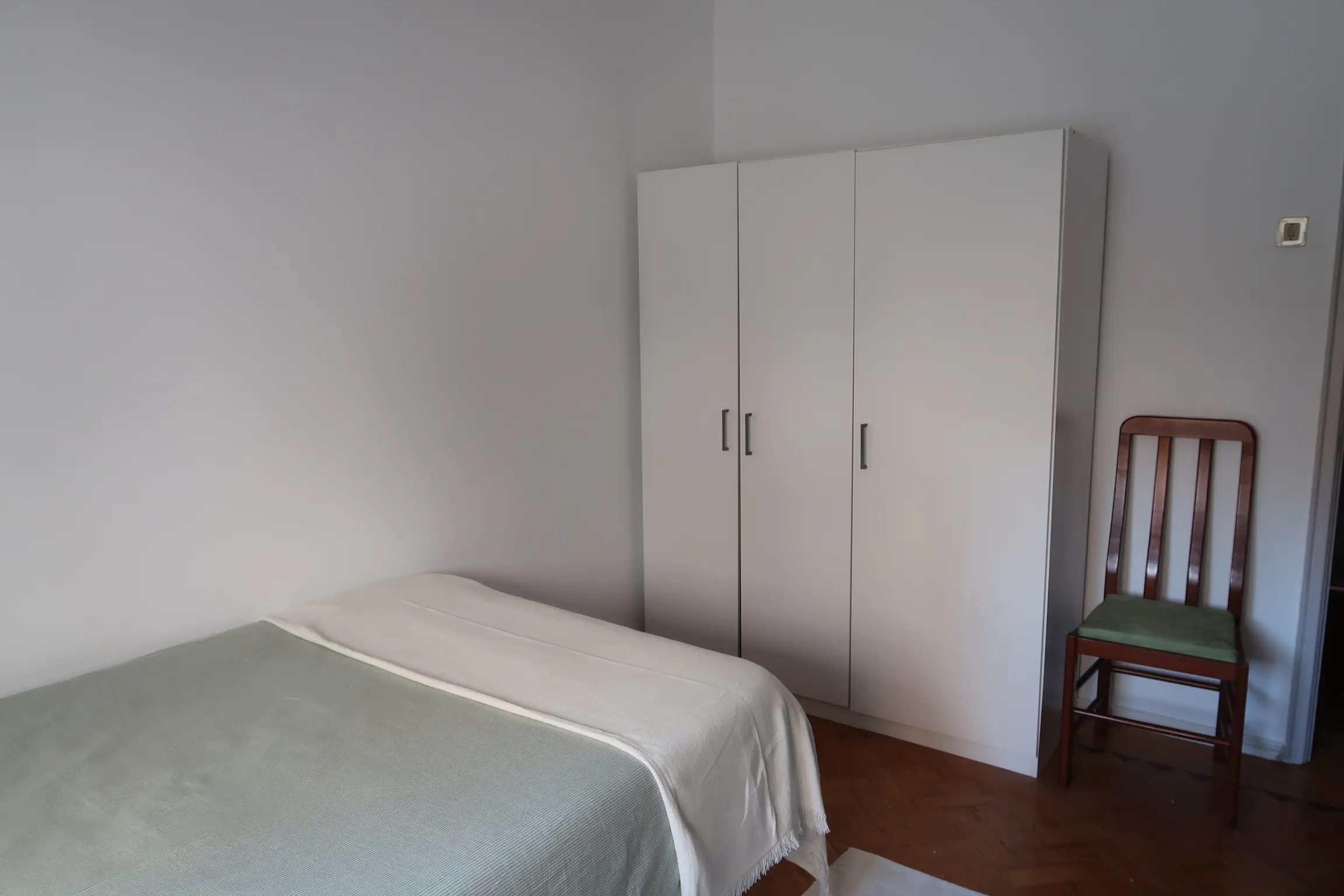 Private room in Rua Francisco de Holanda, Lisbon (1054719) ROOM 2