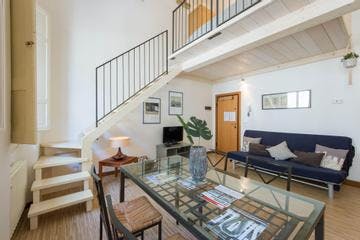 Apartment for rent for €1,400 per month in Florence, Via San Zanobi