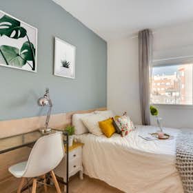 Privé kamer te huur voor € 570 per maand in Madrid, Calle de Nuestra Señora de los Dolores