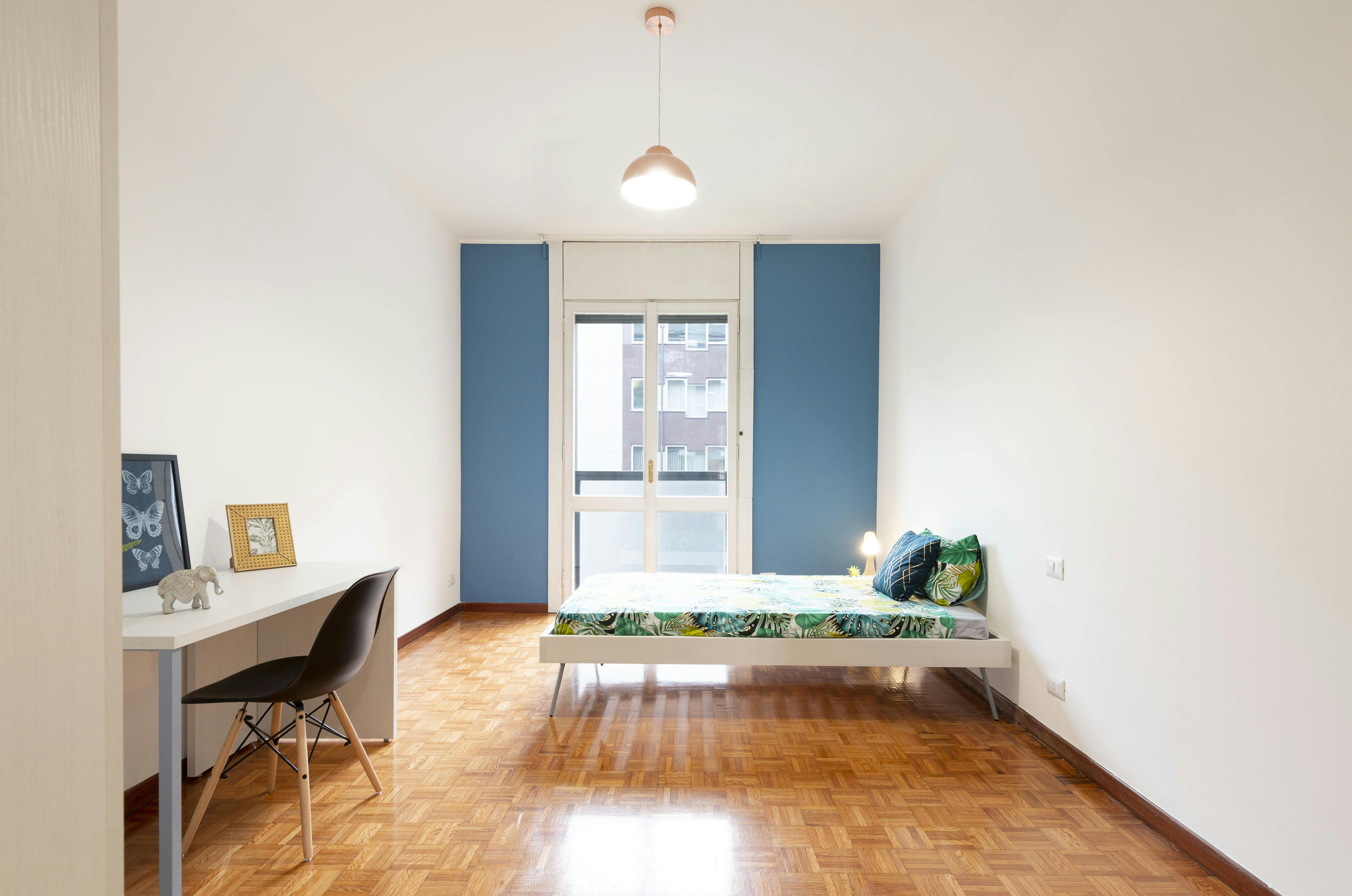 Via Leopoldo Cicognara, Milan