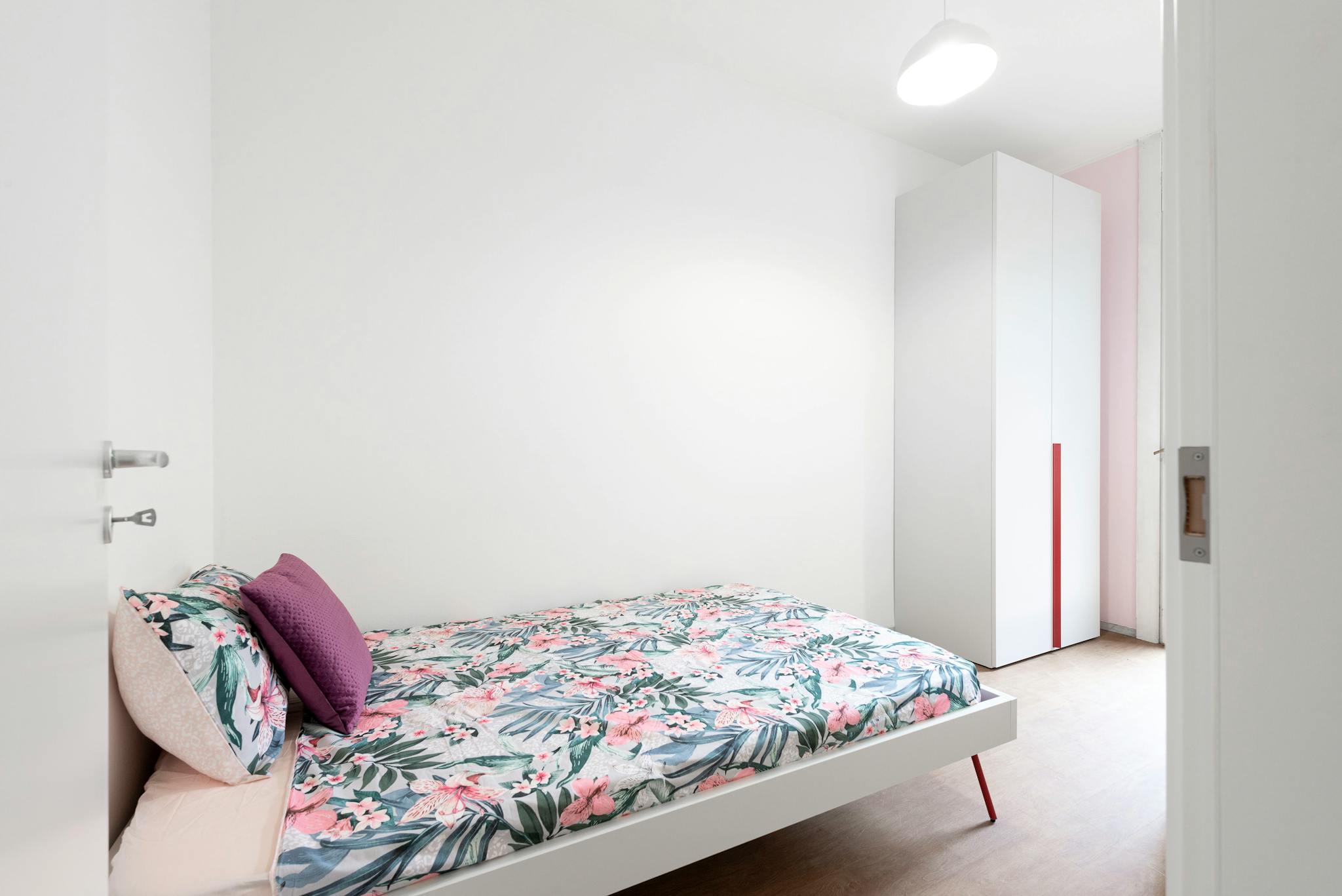 Via Leopoldo Cicognara, Milan preview