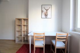 Appartamento in affitto a 700 € al mese a Vienna, Gellertgasse
