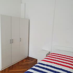 Private room for rent for €520 per month in Turin, Corso Inghilterra