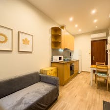Wohnung for rent for 1.500 € per month in Barcelona, Carrer d'Hostafrancs de Sió