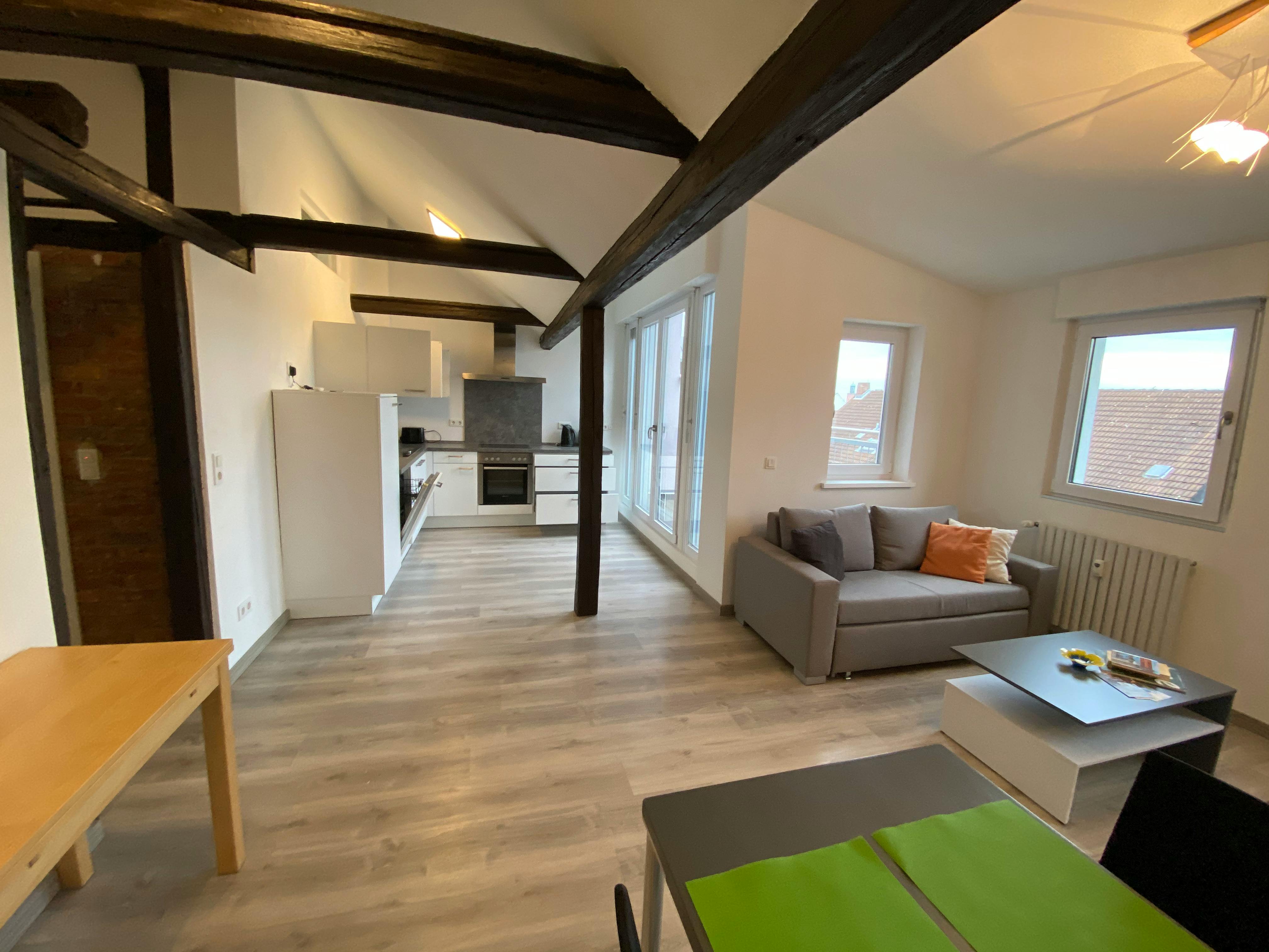 Mieszkanie do wynajęcia za 1590 € miesięcznie w mieście Darmstadt, Heinheimer Straße