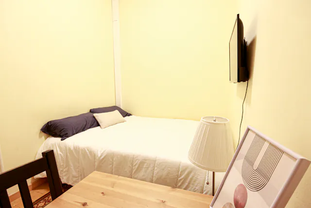 Private room in Carrer d'Aribau, Barcelona (1056792) room image 1
