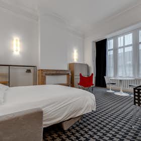 Monolocale in affitto a 1.200 € al mese a Ixelles, Rue de Tenbosch