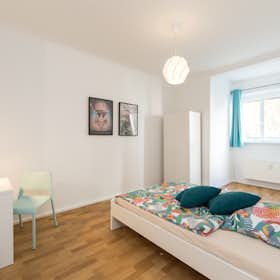 Private room for rent for €610 per month in Berlin, Hainstraße