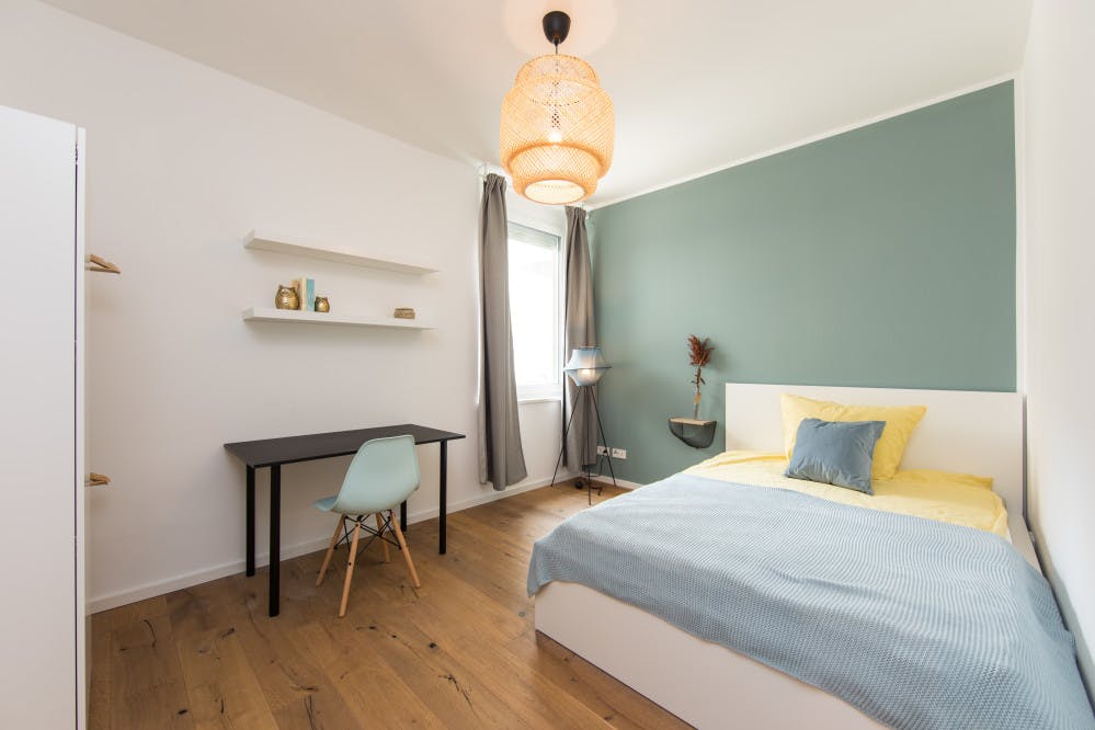 Nazarethkirchstraße, Berlin preview