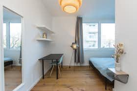 Private room for rent for €690 per month in Berlin, Nazarethkirchstraße
