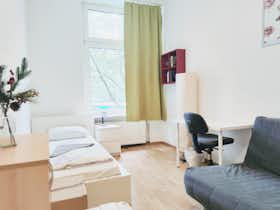 WG-Zimmer zu mieten für 360 € pro Monat in Dortmund, Rheinische Straße