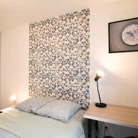 Private room for rent for €900 per month in Clichy, Rue Mozart